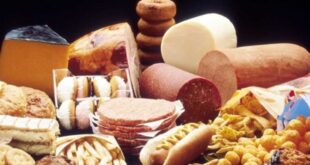 Makanan Pantangan Kolesterol yang Perlu Dihindari
